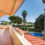 Exclusive Retreat In Vilamoura, Private Pool, Off-street Parking, Free Ac Wifi Quarteira