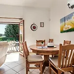 Exclusive Retreat In Vilamoura, Private Pool, Off-street Parking, Free Ac Wifi Villa *