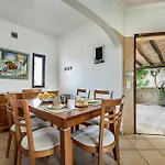 Exclusive Retreat In Vilamoura, Private Pool, Off-street Parking, Free Ac Wifi Villa Quarteira