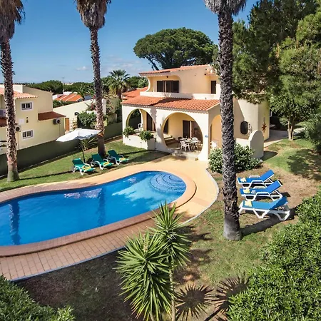 Exclusive Retreat In Vilamoura, Private Pool, Off-street Parking, Free Ac Wifi Villa *