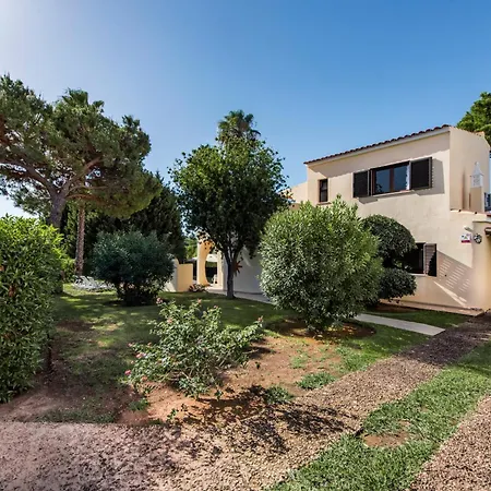 Exclusive Retreat In Vilamoura, Private Pool, Off-street Parking, Free Ac Wifi *