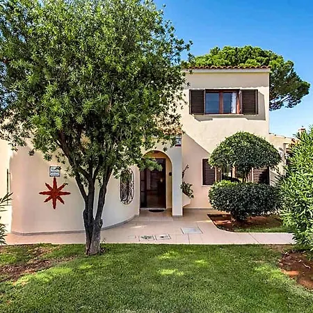 Exclusive Retreat In Vilamoura, Private Pool, Off-street Parking, Free Ac Wifi