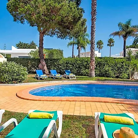 Exclusive Retreat In Vilamoura, Private Pool, Off-street Parking, Free Ac Wifi *